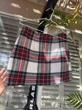 Classic Plaid Mini Skirt - Red & White